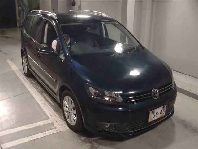 8025 Volkswagen Golf touran 1TCTH 2013 г. (JU Tokyo)